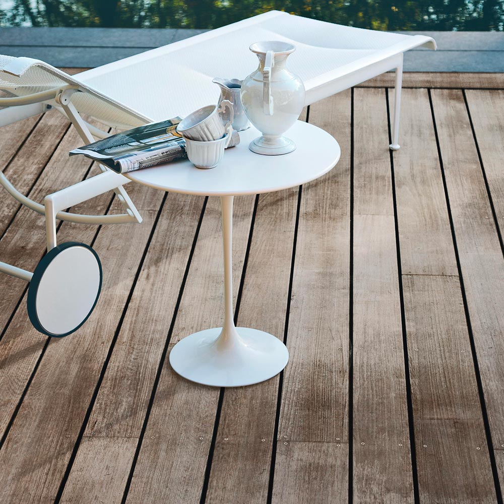 Saarinen outdoor Knoll