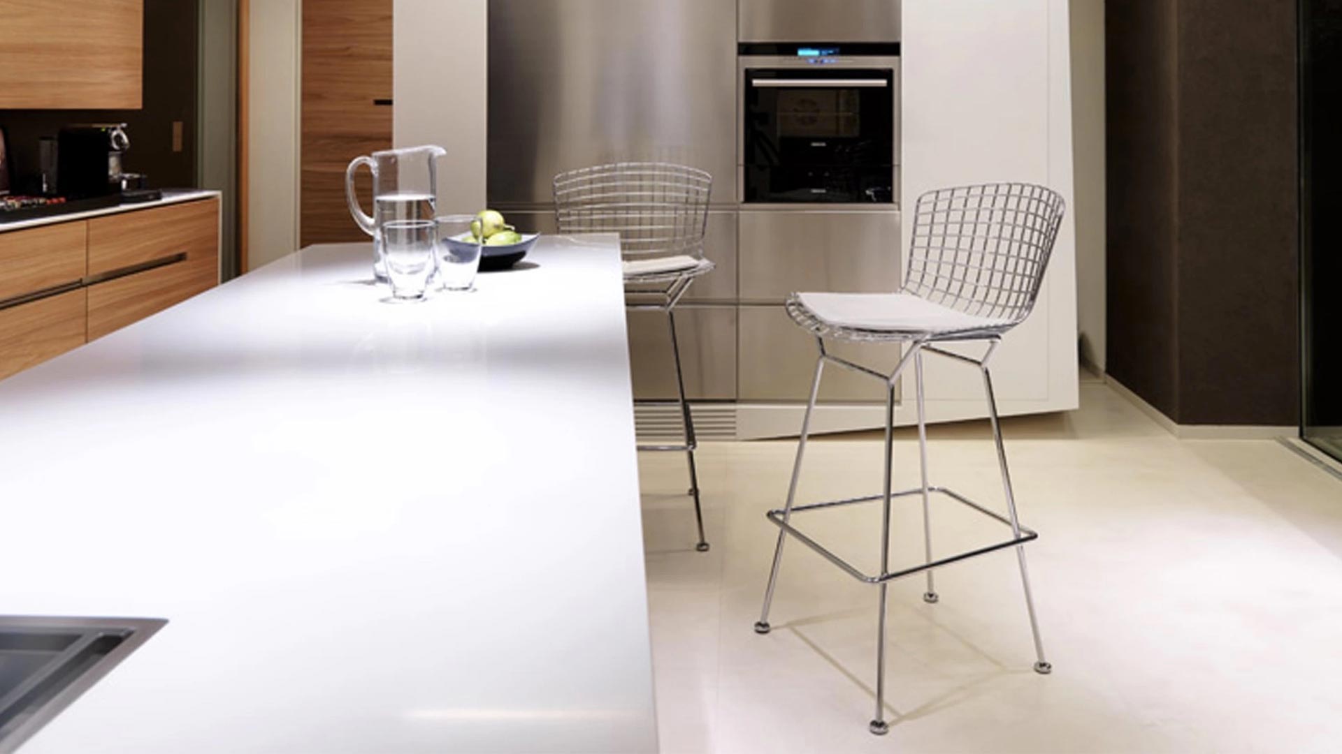 Bertoia barstool Knoll International