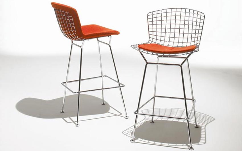 Bertoia barstool Knoll International