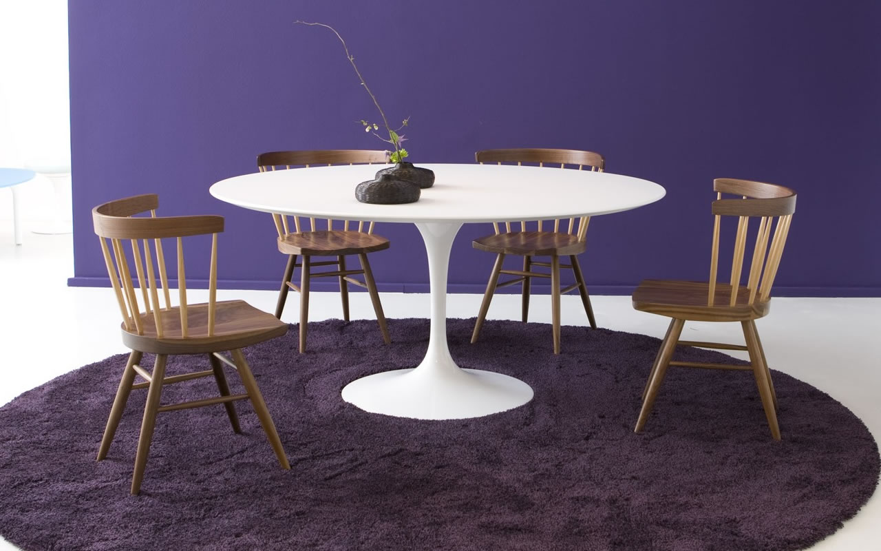 Saarinen table Knoll