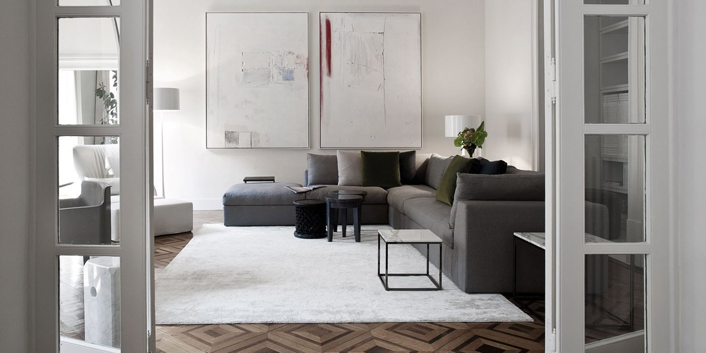 Louis Small Modular Sofa I Meridiani I Casa Design Group