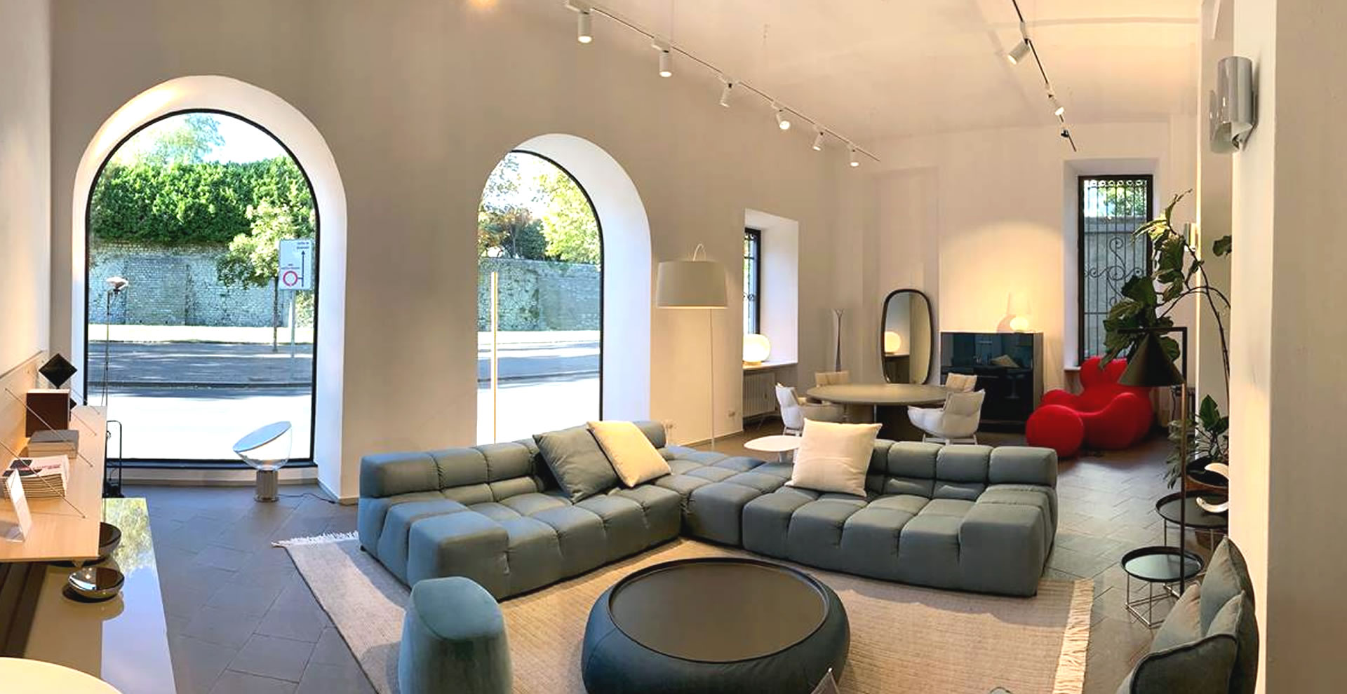 Flagship Store B&B Italia Como - showroom B&B Italia