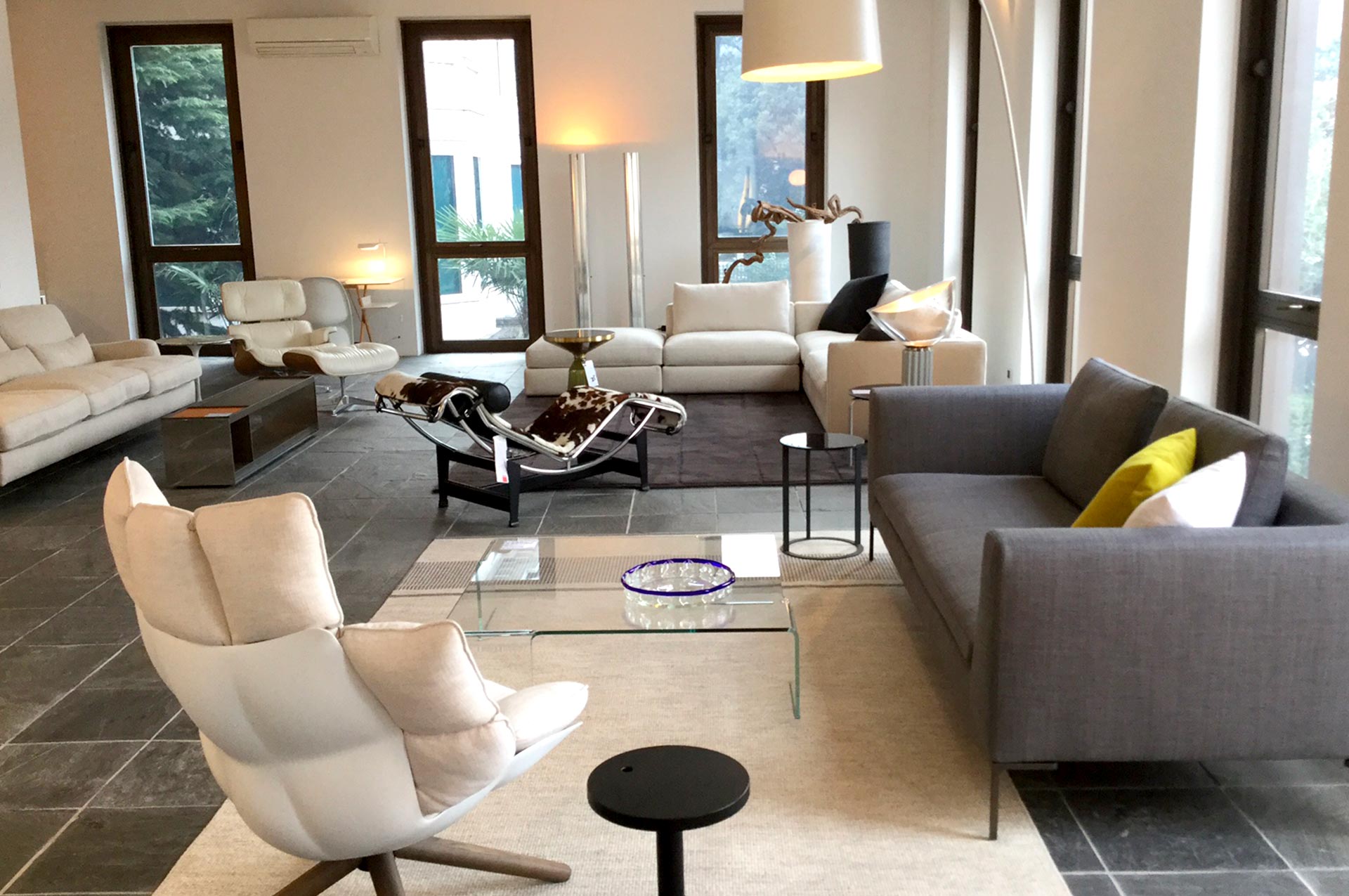 Showroom Como Lago - Gerosa Design