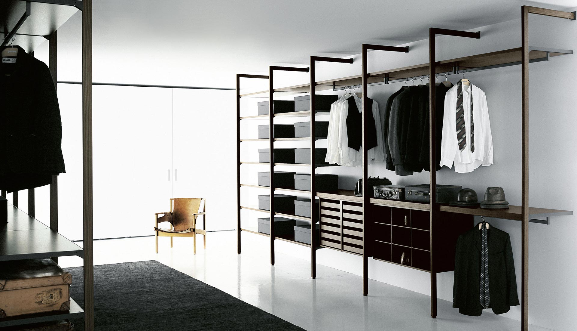 Walk-in closet Storage Porro