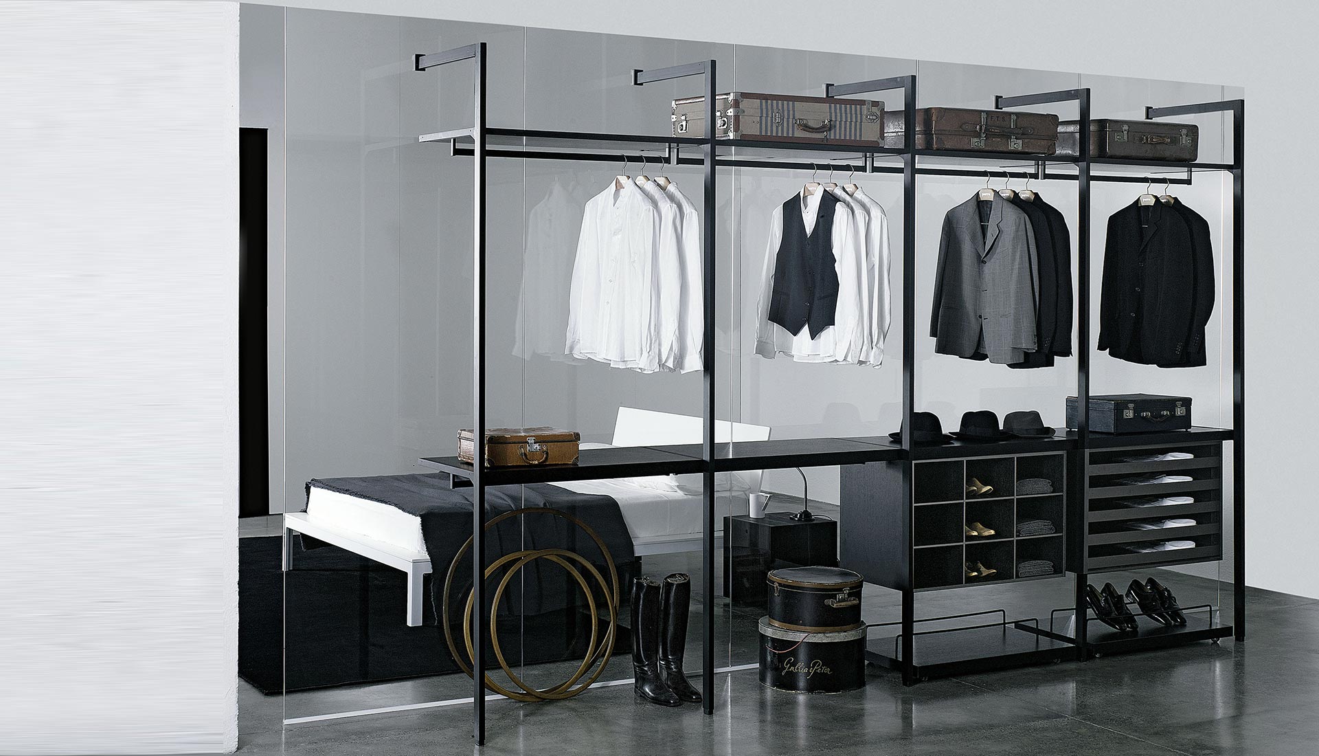 Walk-in closet Storage Porro