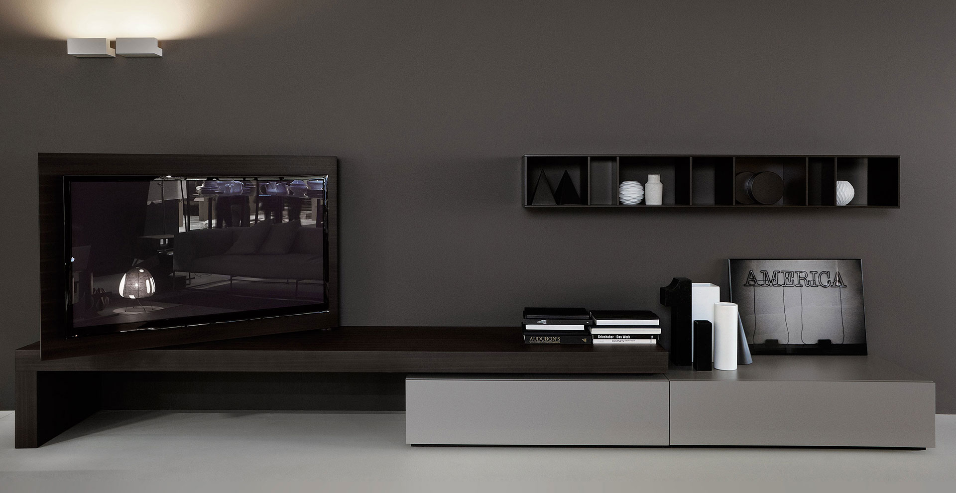 Modern Living TV HI-FI Porro
