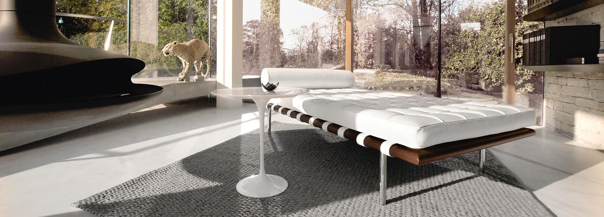 Saarinen low table Knoll