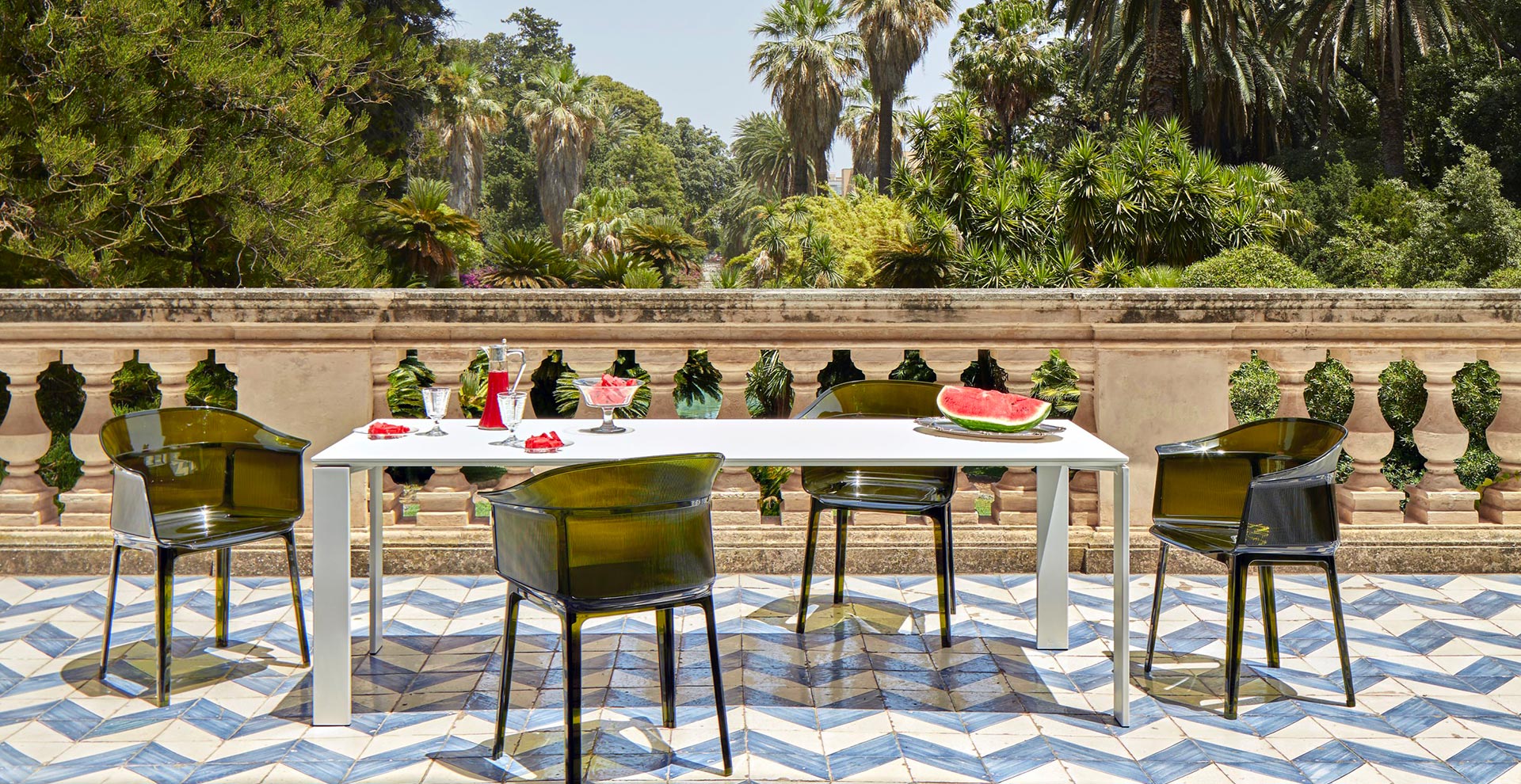 Four & Four Extendible outdoor Kartell