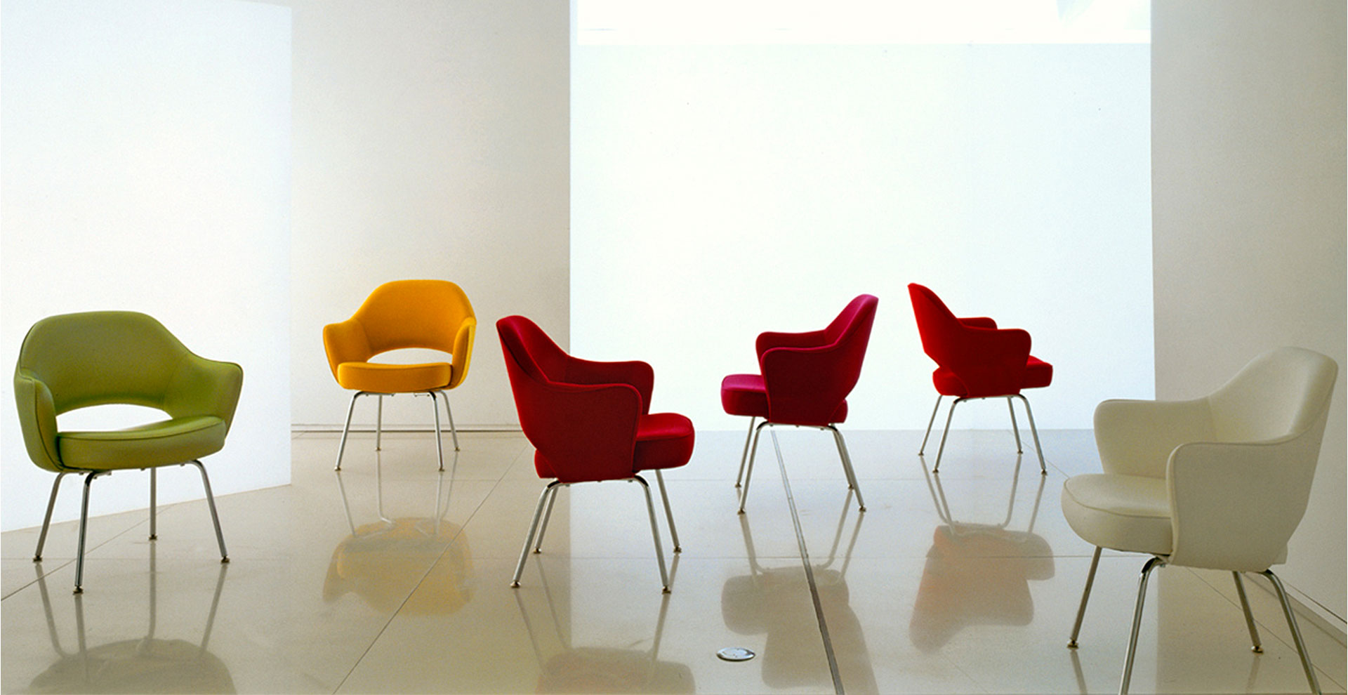 Saarinen Conference Knoll