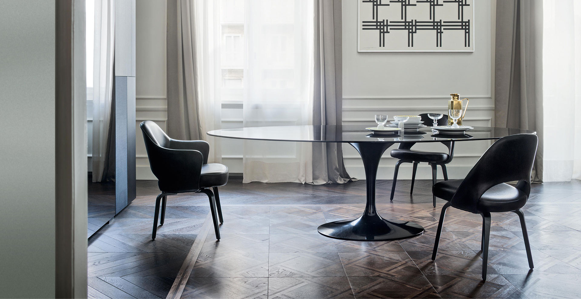 Saarinen Conference Knoll