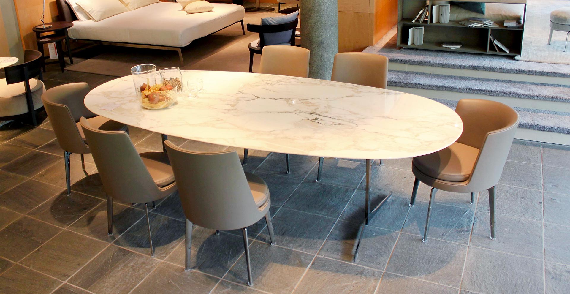 Fly table Flexform