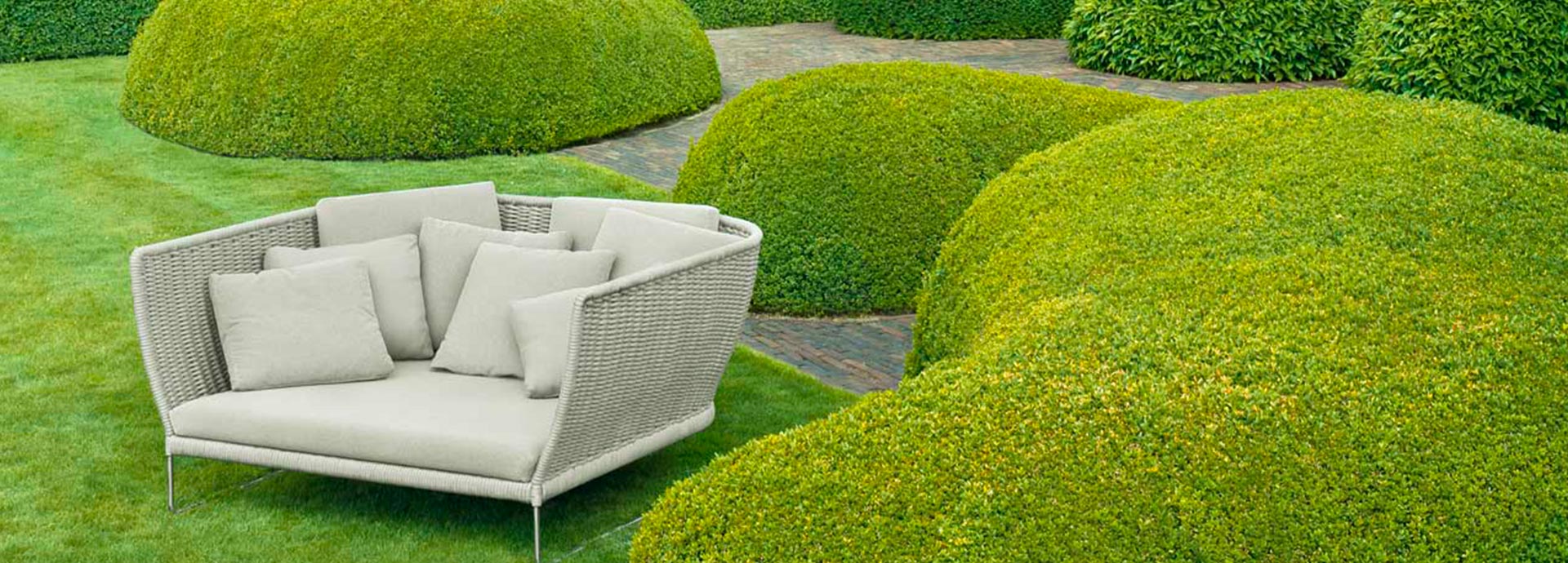 Ami Paola Lenti collection