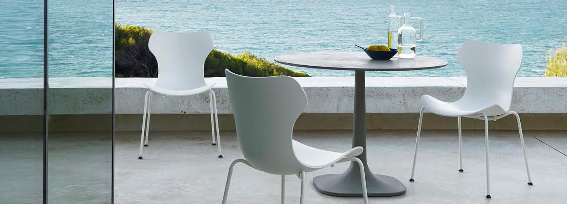 Papilio Shell outdoor B&B Italia collection