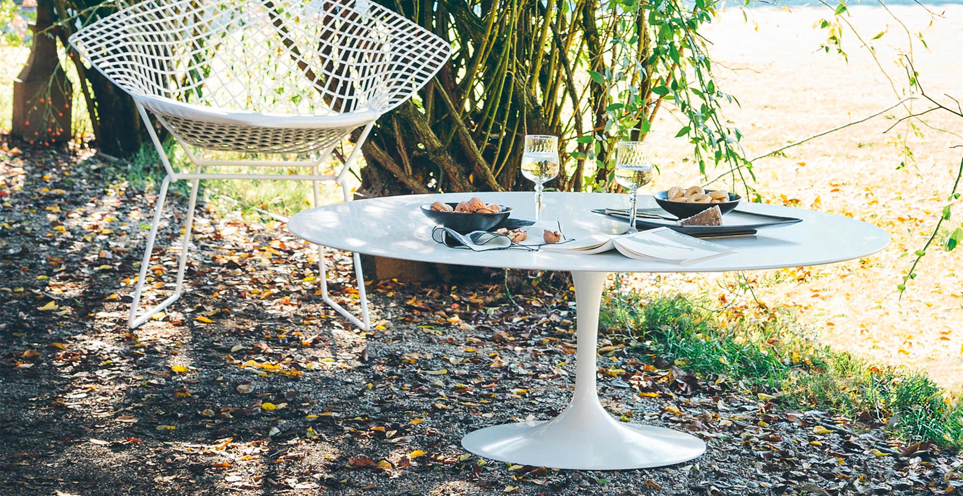 Saarinen outdoor Knoll International