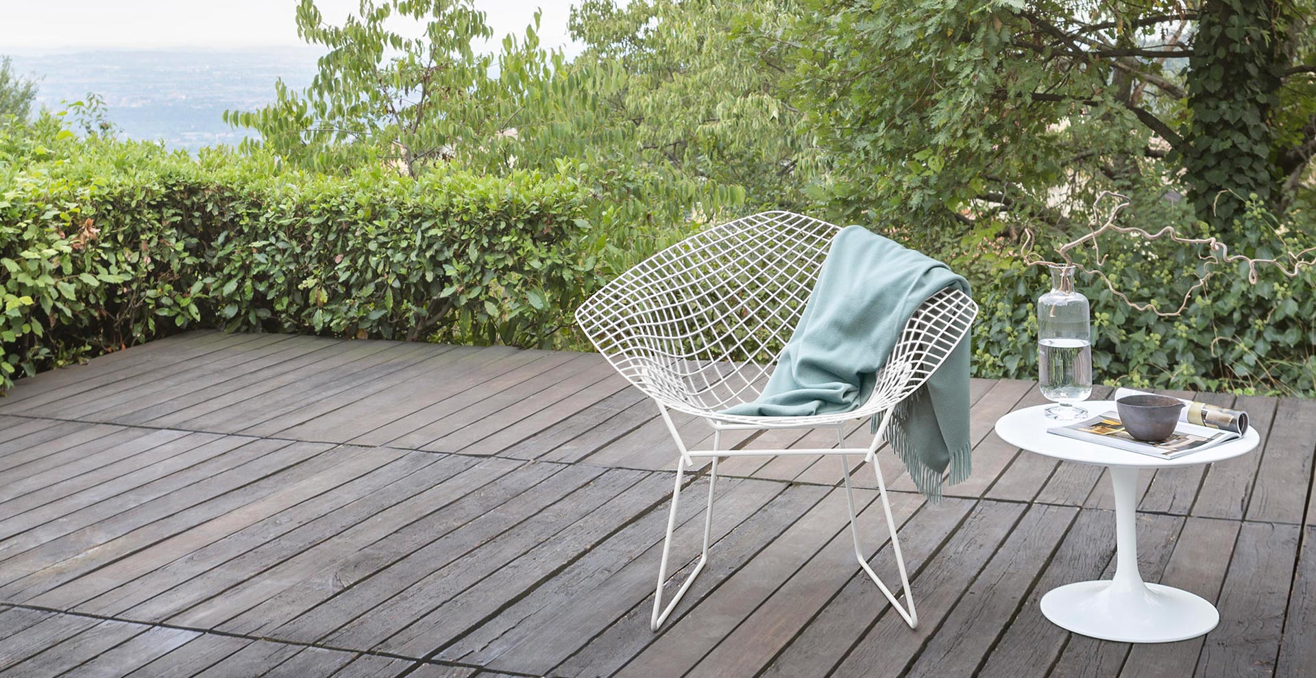 Saarinen outdoor Knoll International