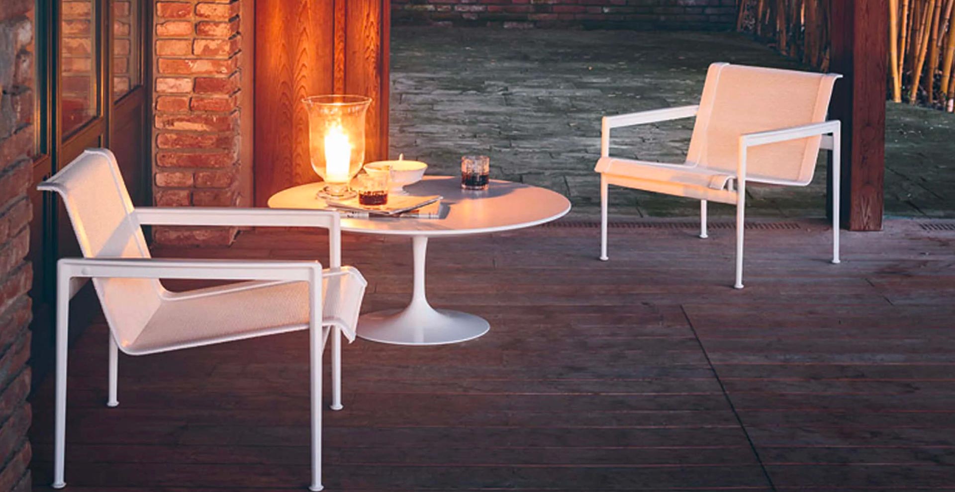 Saarinen outdoor Knoll