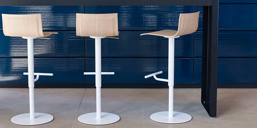 Thin Stool Lapalma