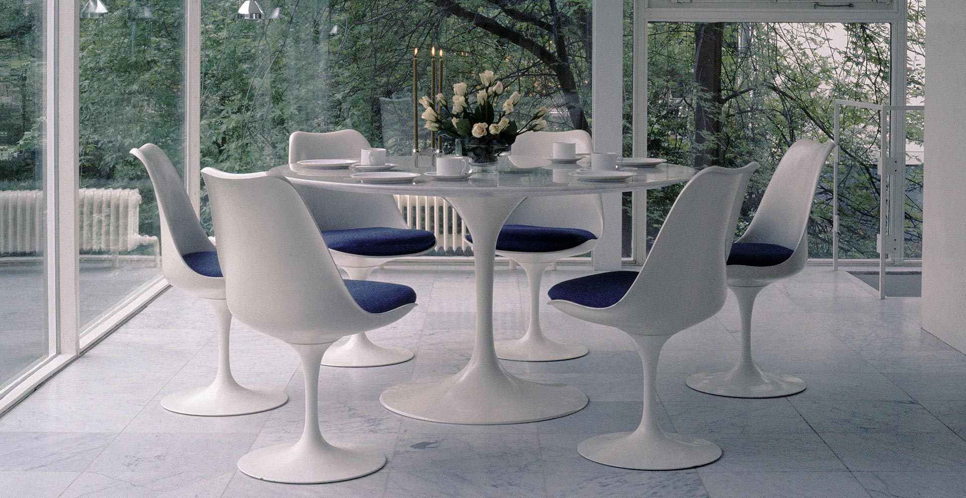 Saarinen Knoll International