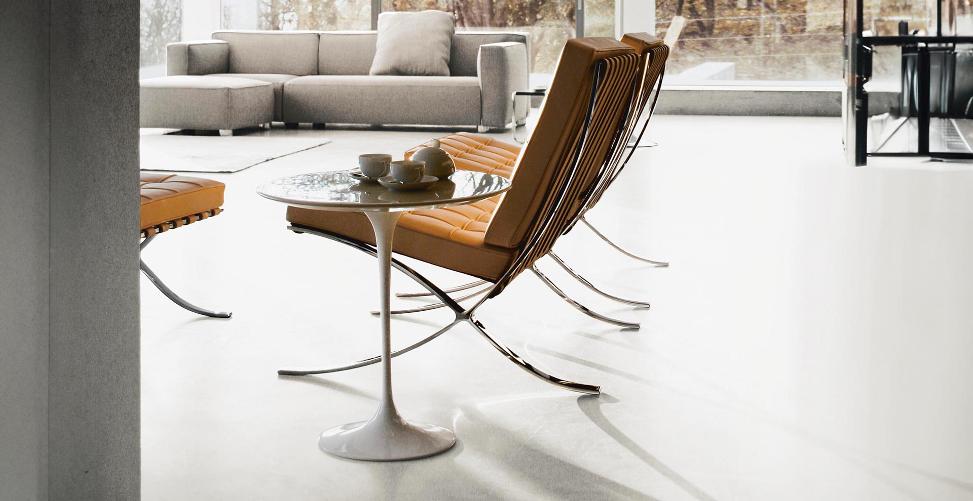 Saarinen low table Knoll