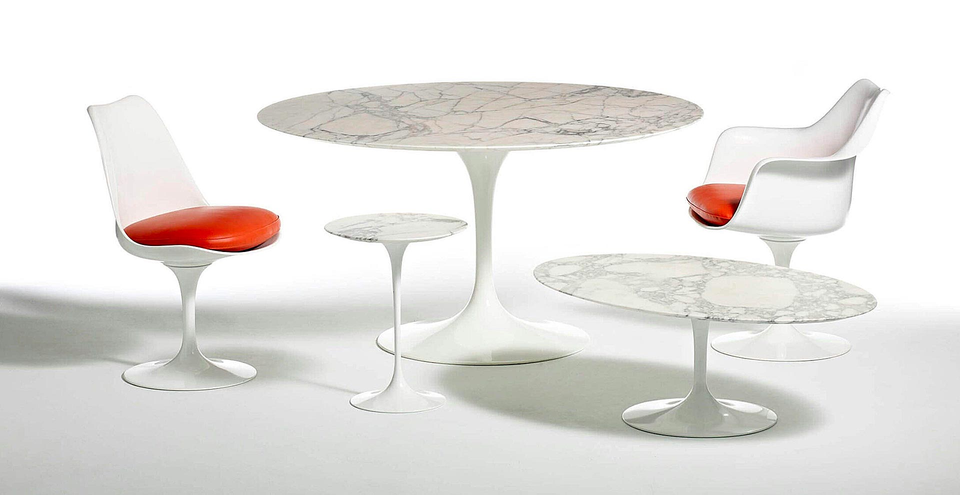 Saarinen low table Knoll