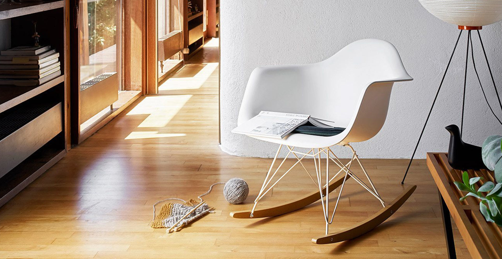 Eames Plastic armchair RAR Vitra