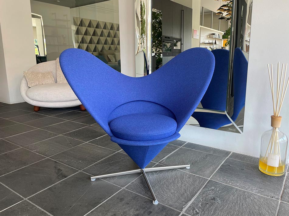 Heart Cone chair Vitra