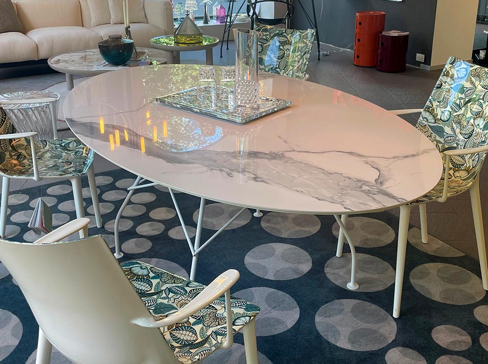 Glossy Kartell