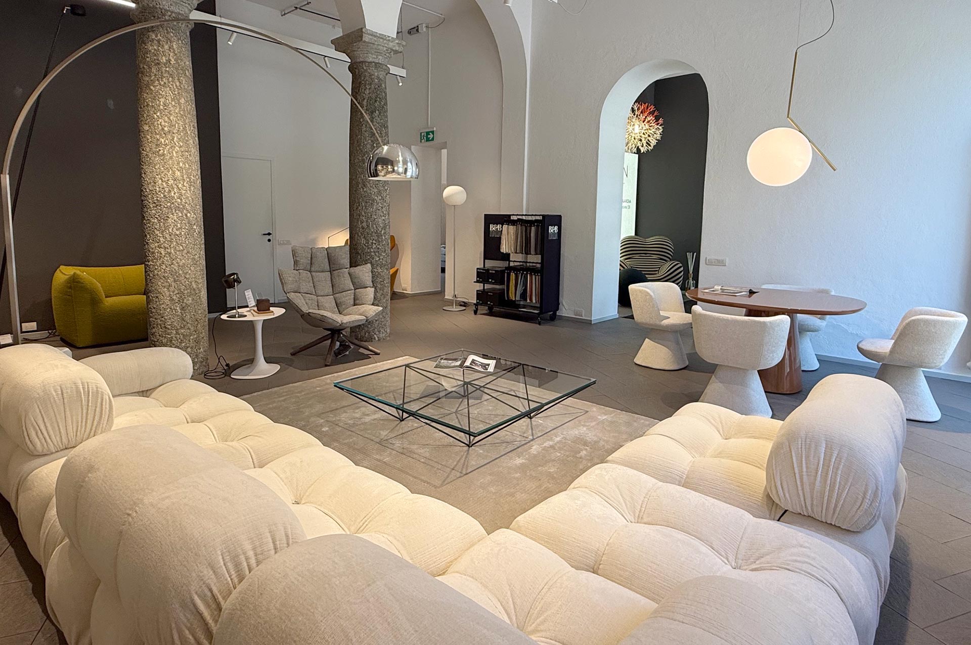 旗艦店 B&B ITALIA COMO - Gerosa Design