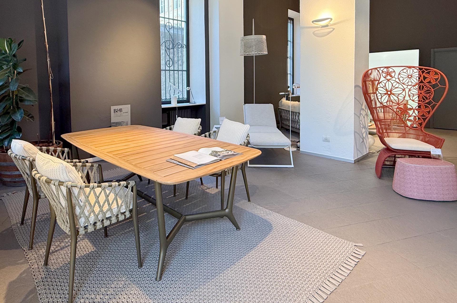 旗艦店 B&B ITALIA COMO - Gerosa Design