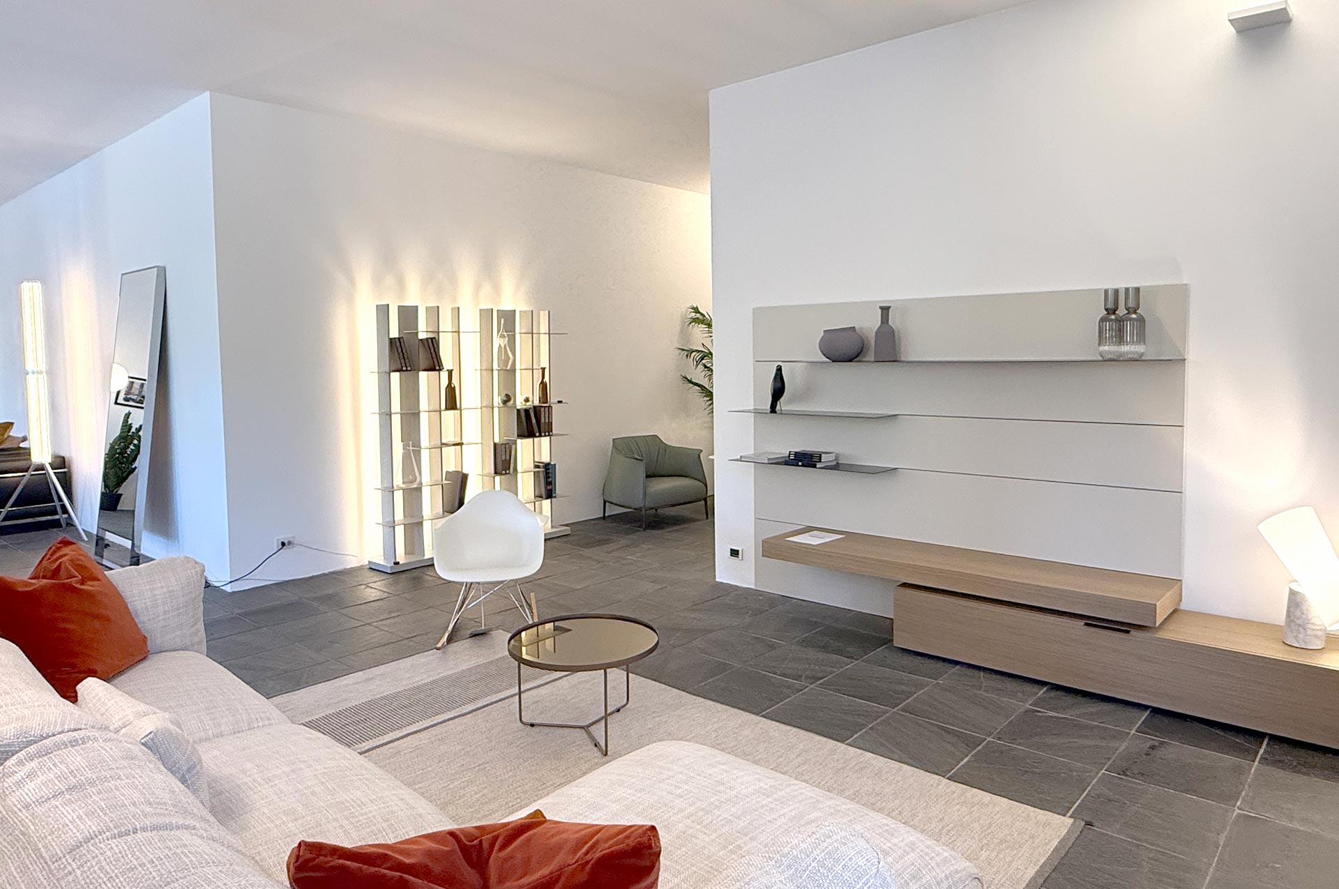 Showroom Gerosa Design Como Lago
