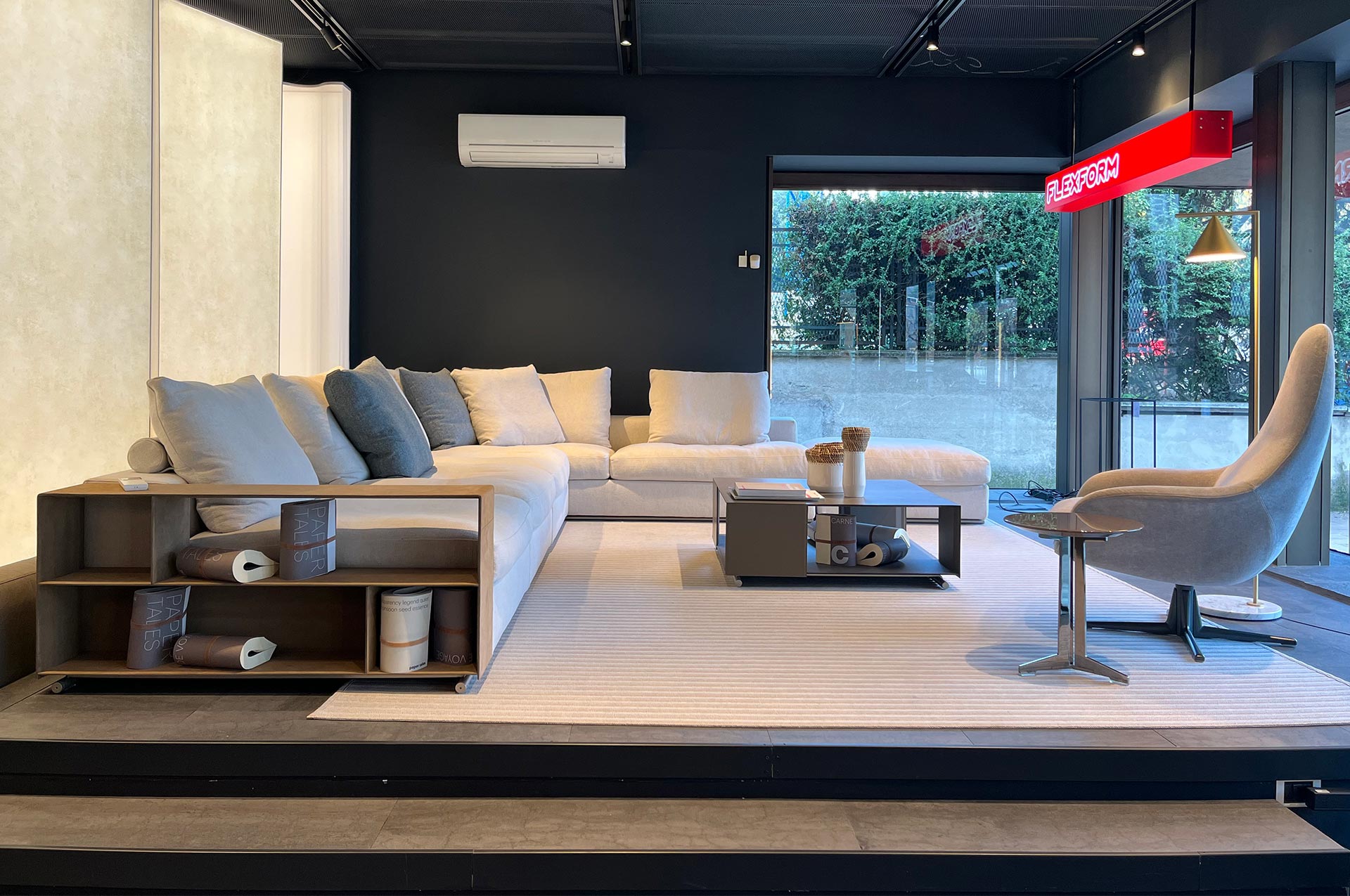 Flagship store FLEXFORM COMO - Gerosa Design