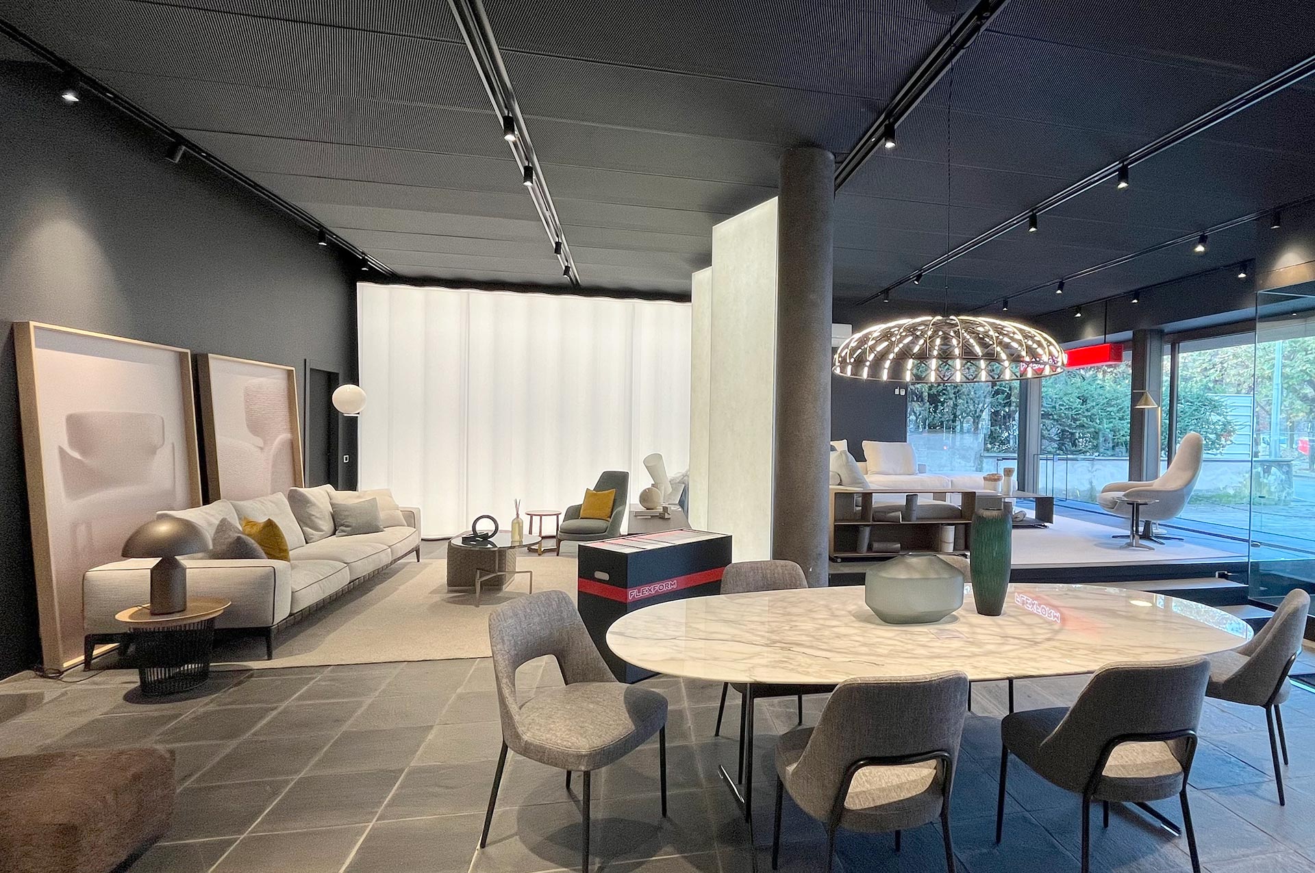 Flagship store FLEXFORM COMO - Gerosa Design