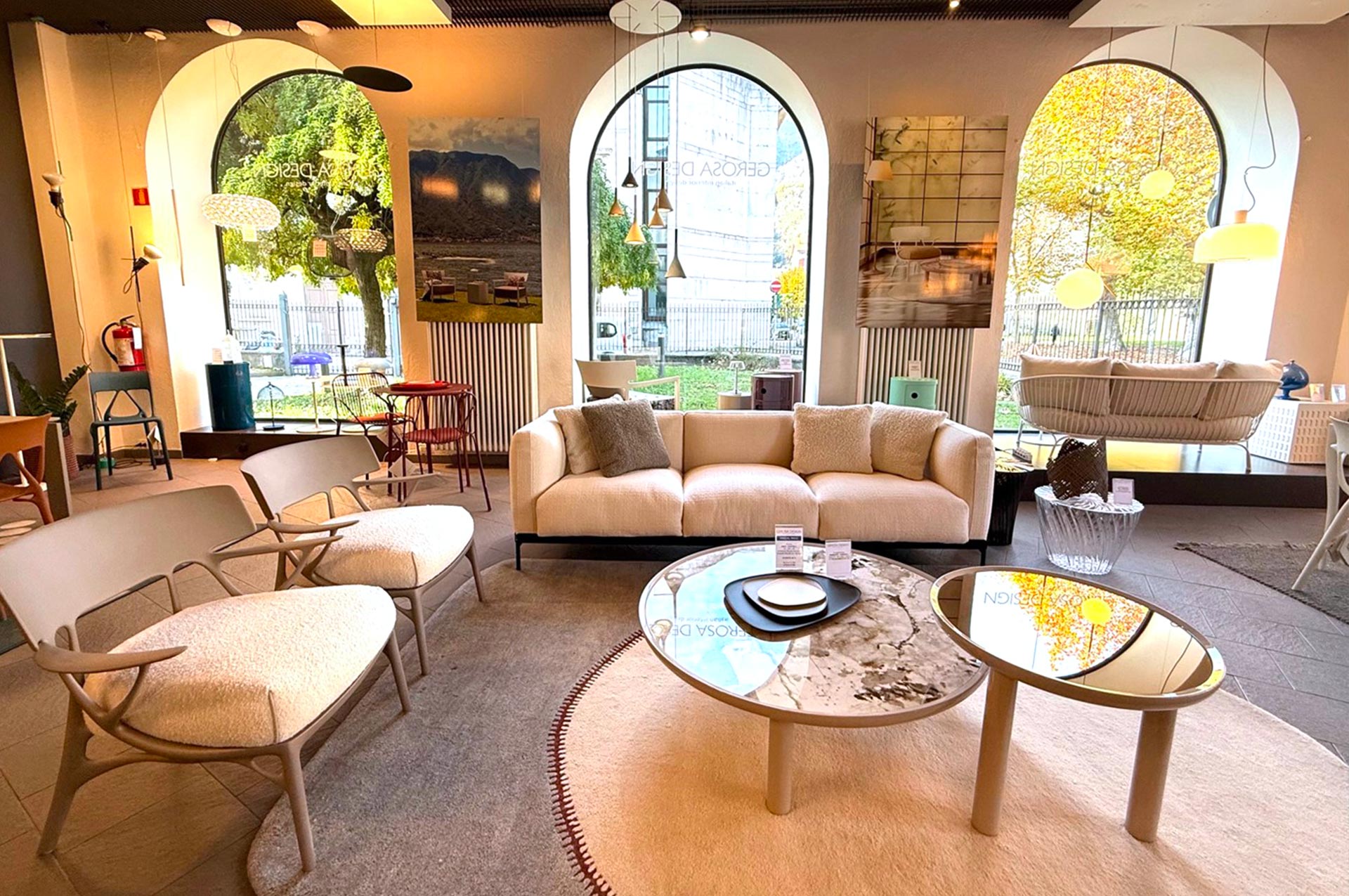 Shop in Shop KARTELL COMO - showroom Gerosa Design